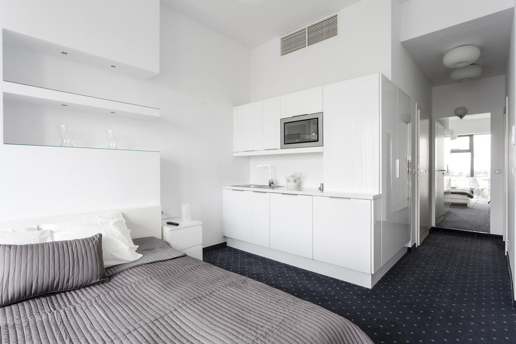 ヴロツワフPlatinum Skyアパートメント 部屋 写真